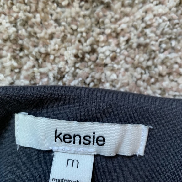 A jacket - Picture 3 of 3